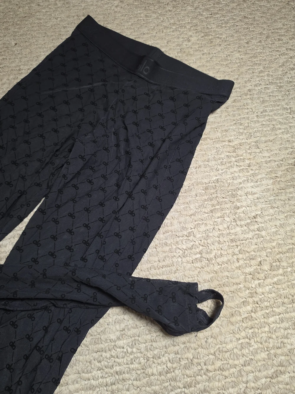 ALO Yoga Flocked Chalet Stirrup Leggings with Logo